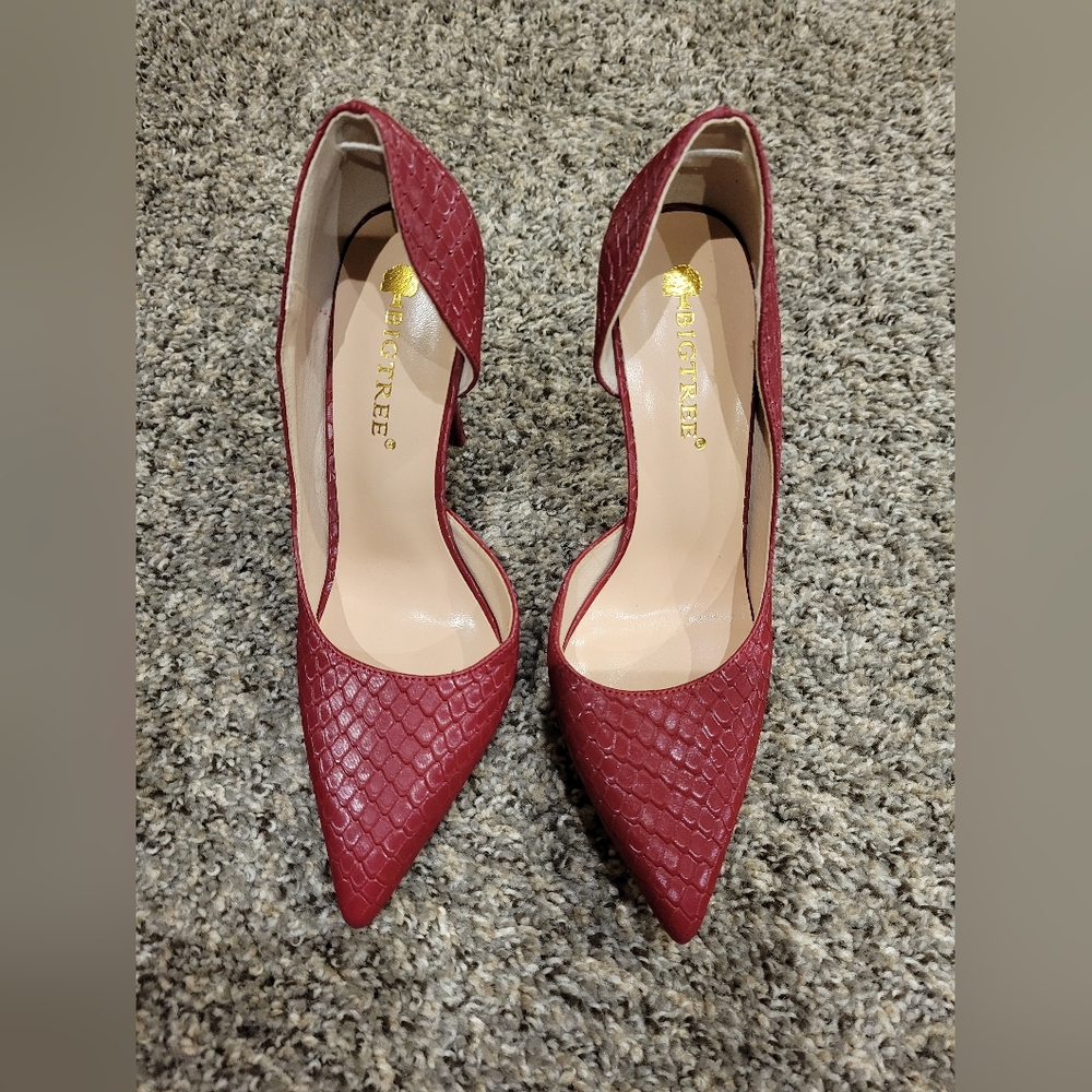 BigTree Red Heels
